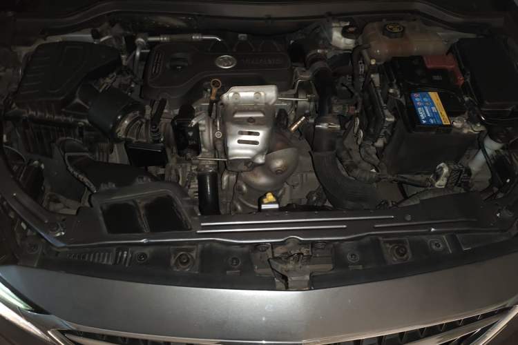 Used Buick GT 2018 15T Dual-Clutch Advanced Model China V Standard Engine Bay