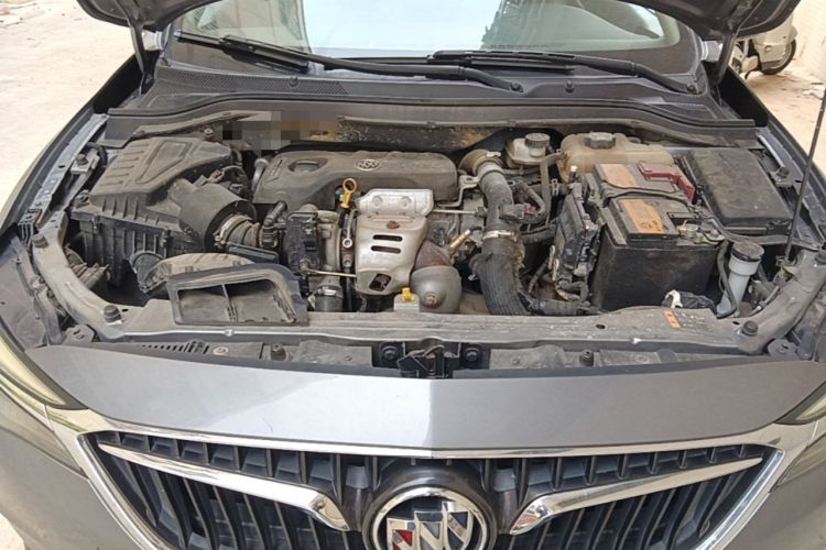 Used Buick GT 2018 15T Dual-Clutch Elite Model China V Standard Engine Bay