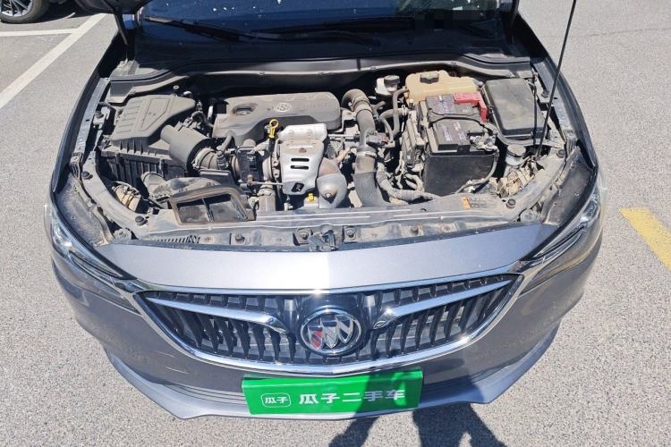Used Buick GT 2018 15T Dual-Clutch Elite Model China V Standard Engine Bay