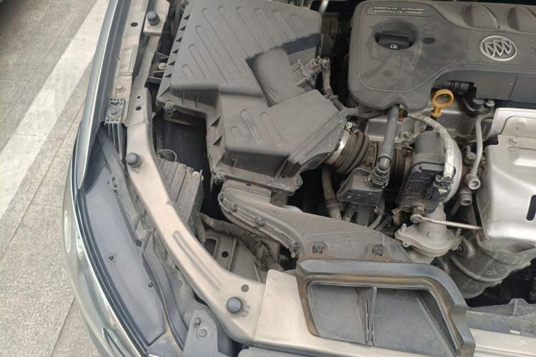 Used Buick GT 2018 18T Automatic Elite Model Engine Bay Right