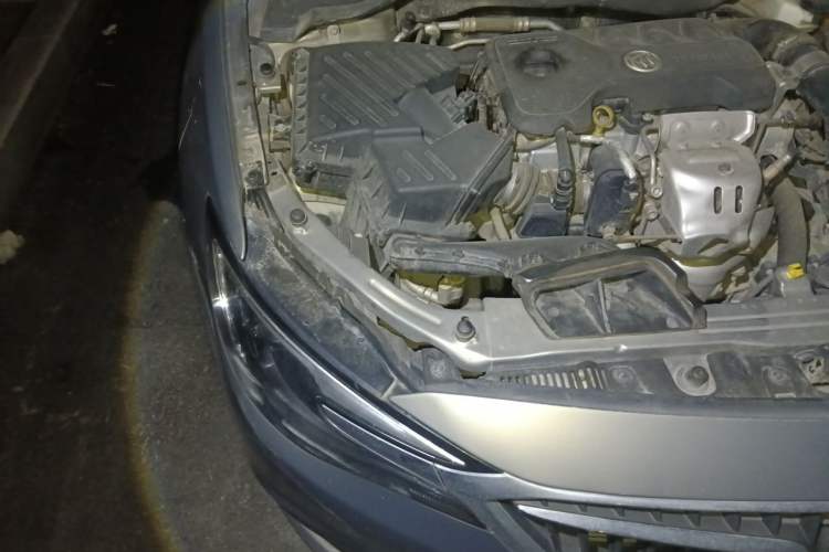 Used Buick GT 2018 18T Automatic Elite Model Engine Bay Right