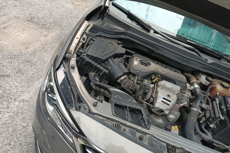 Used Buick GT 2018 15T Dual-Clutch Advanced Model China V Standard Engine Bay Right