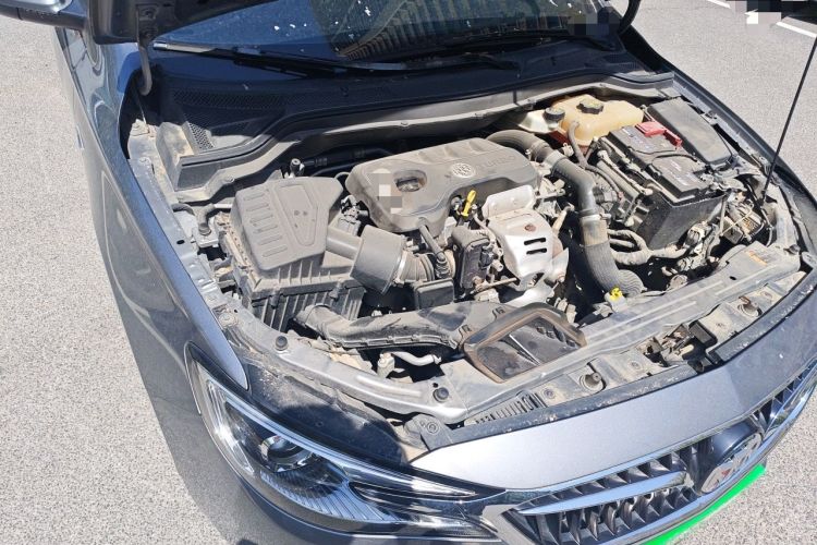 Used Buick GT 2018 15T Dual-Clutch Elite Model China V Standard Engine Bay Right