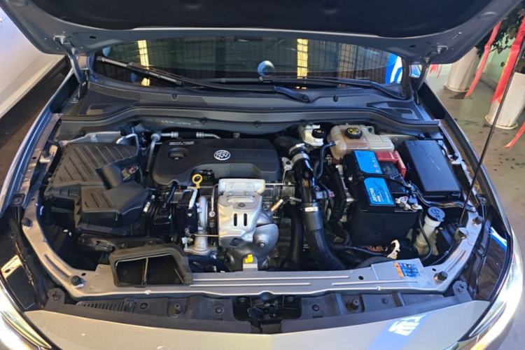 Used Buick GT 2018 18T Automatic Flagship Model Engine Bay