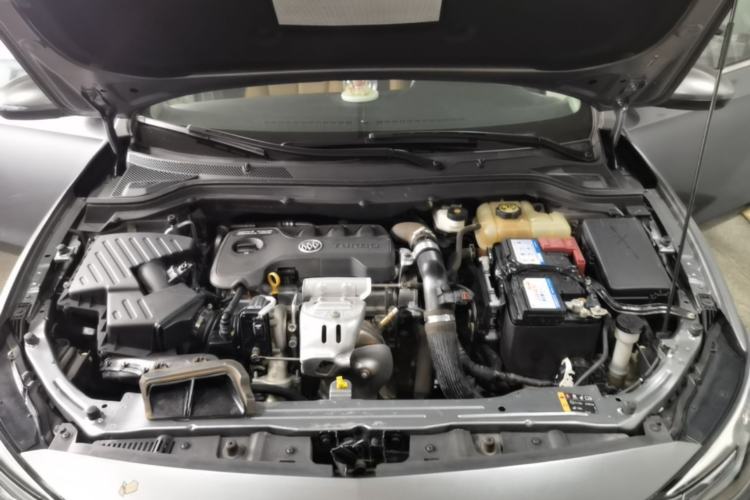 Used Buick GT 2018 18T Automatic Flagship Model Engine Bay