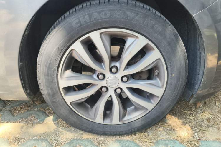 Used Buick GT 2018 18T Automatic Elite Model Exterior 1