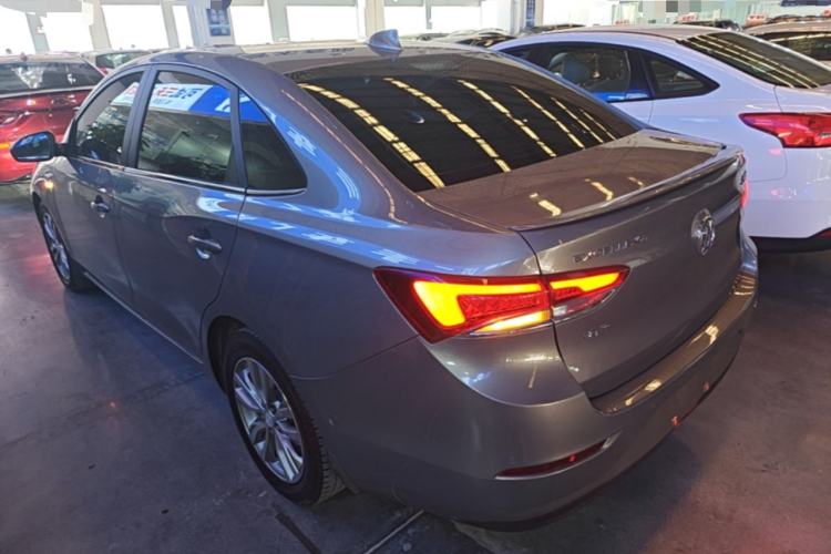 Used Buick GT 2018 18T Automatic Flagship Model Exterior 2