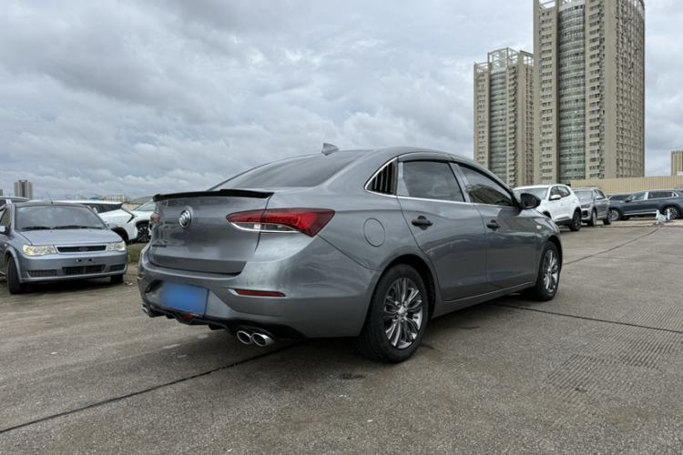 Used Buick GT 2018 18T Automatic Elite Model Exterior 3