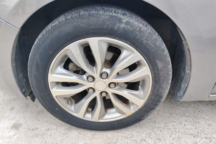 Used Buick GT 2018 18T Automatic Flagship Model Exterior 4