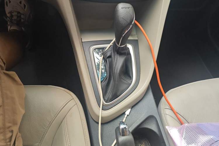 Used Buick GT 2018 15T Manual Elite Version China V Standard Gear Lever