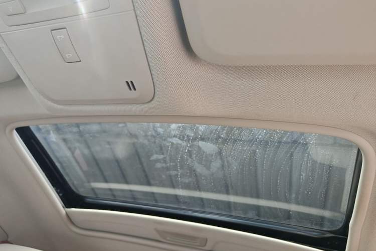 Used Buick GT 2018 15T Manual Elite Version China V Standard Headliner