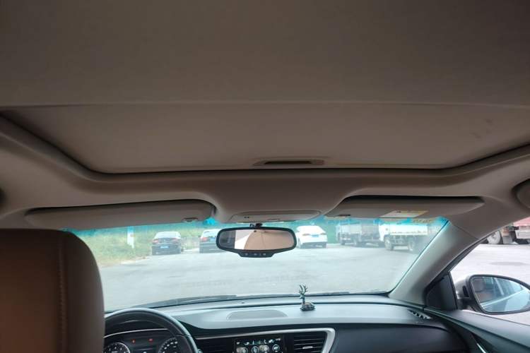 Used Buick GT 2018 18T Automatic Flagship Model Headliner