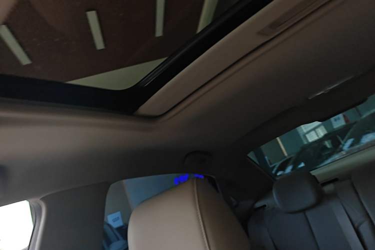 Used Buick GT 2018 15T Dual-Clutch Elite Model China V Standard Headliner