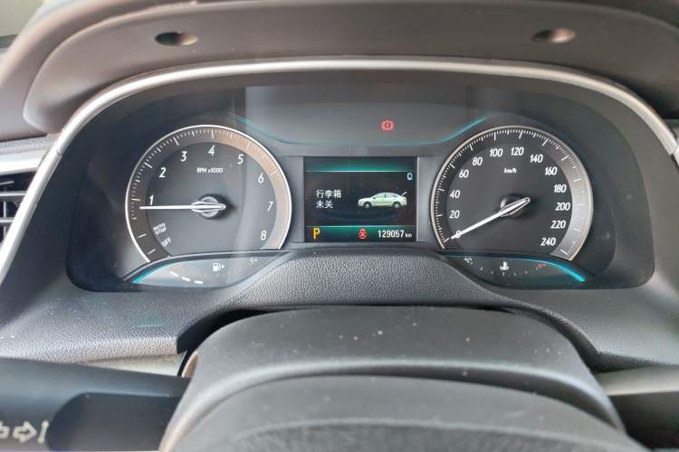 Used Buick GT 2018 15T Dual-Clutch Elite Model China V Standard Instrument Cluster
