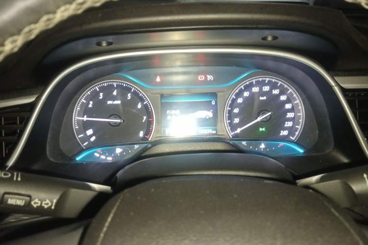 Used Buick GT 2018 18T Automatic Elite Model Instrument Cluster