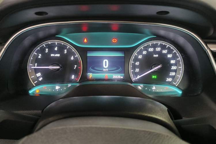 Used Buick GT 2018 18T Automatic Elite Model Instrument Cluster