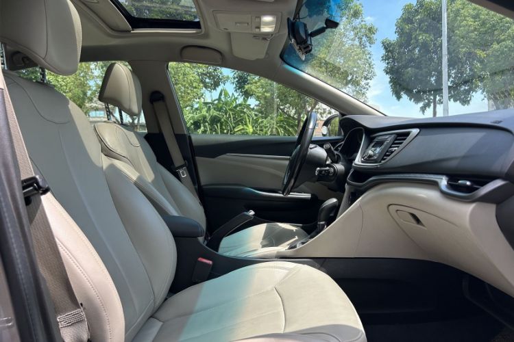 Used Buick GT 2018 15T Dual-Clutch Elite Model China V Standard Interior 13