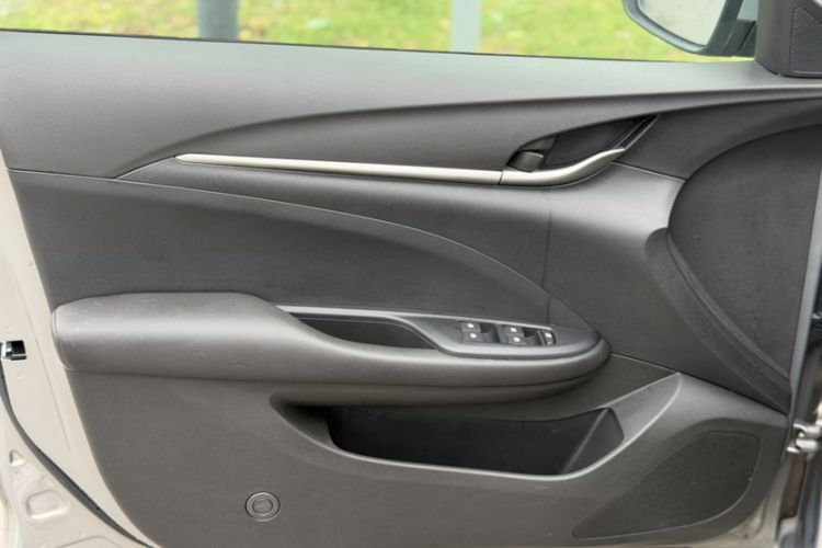 Used Buick GT 2018 18T Automatic Elite Model Interior 6