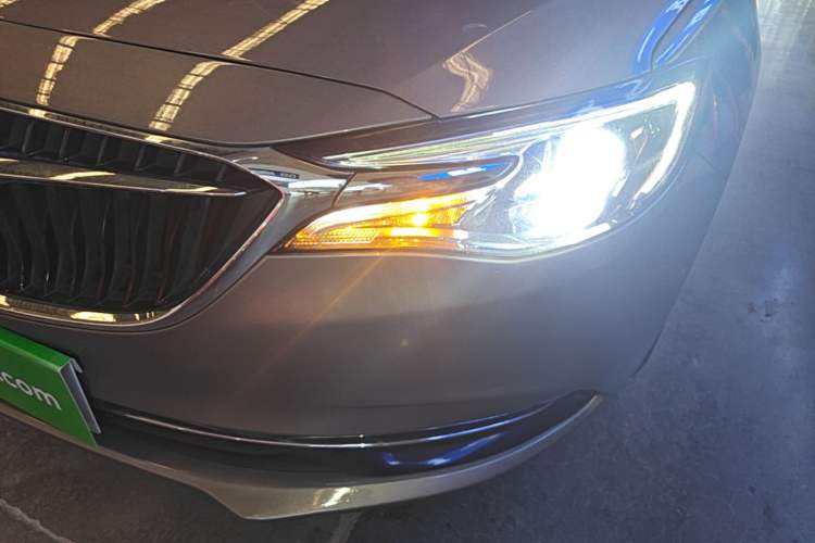 Used Buick GT 2018 18T Automatic Flagship Model Left Front Headlight