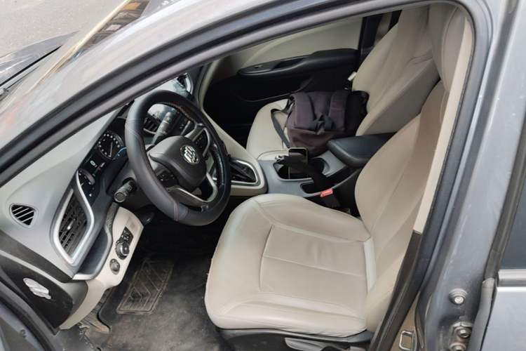 Used Buick GT 2018 15T Dual-Clutch Elite Model China V Standard Left Front Seat