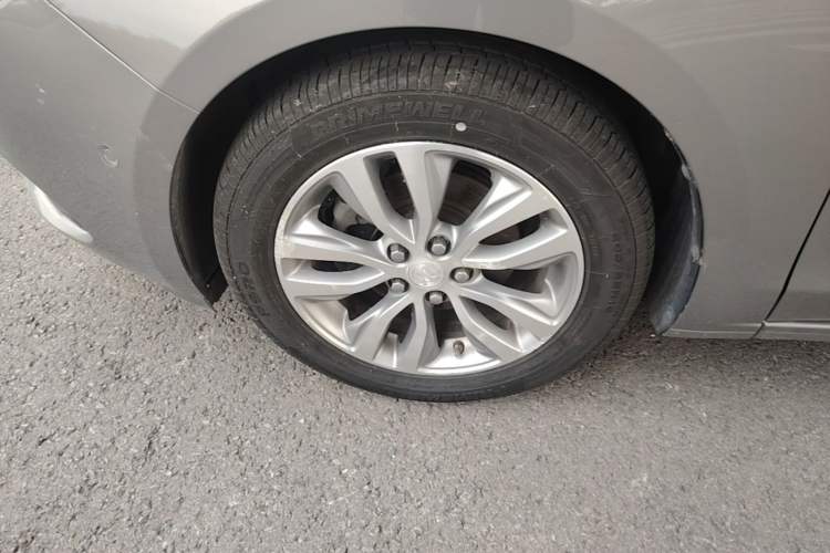 Used Buick GT 2018 18T Automatic Flagship Model Left Front Wheel Hub