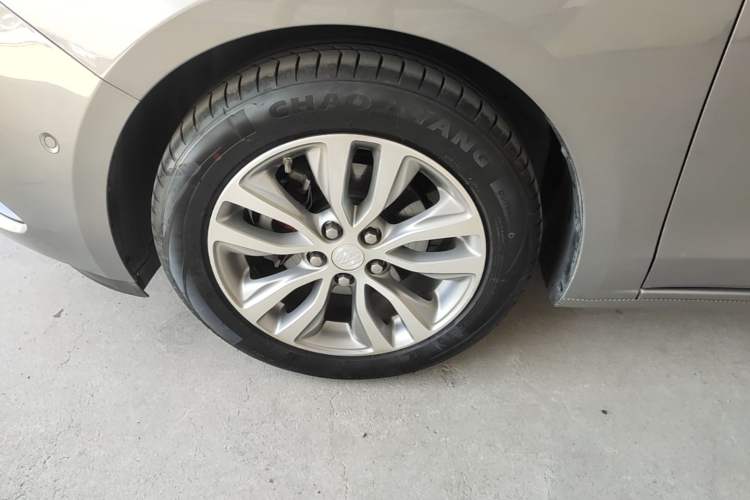 Used Buick GT 2018 18T Automatic Flagship Model Left Front Wheel Hub
