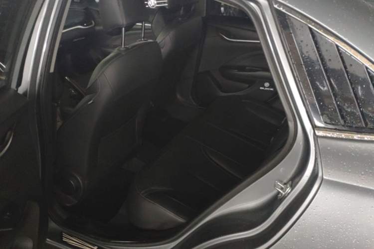 Used Buick GT 2018 18T Automatic Elite Model Left Rear Seat