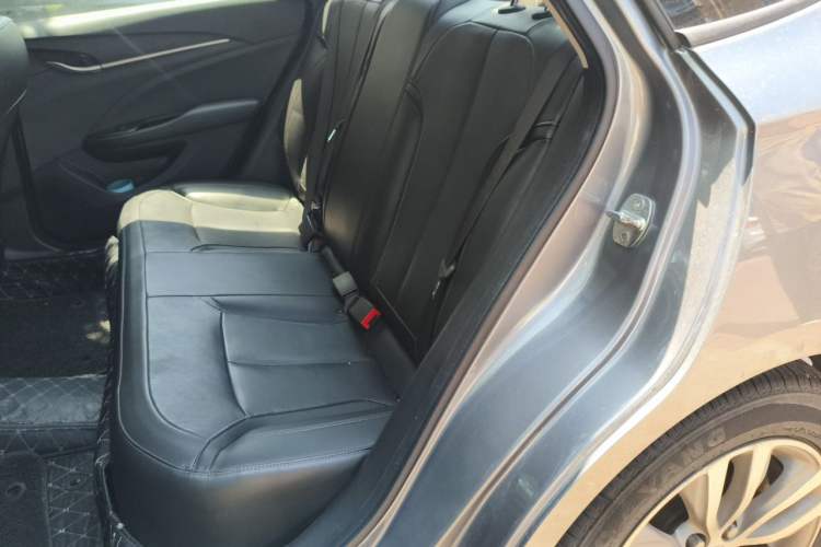 Used Buick GT 2018 18T Automatic Elite Model Left Rear Seat