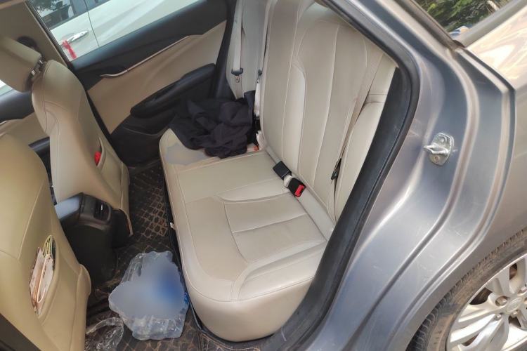 Used Buick GT 2018 15T Manual Elite Version China V Standard Left Rear Seat