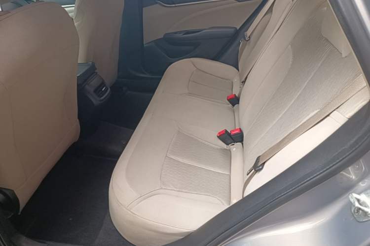 Used Buick GT 2018 15T Dual-Clutch Advanced Model China V Standard Left Rear Seat