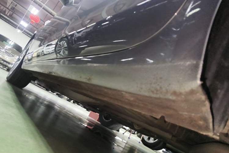 Used Buick GT 2018 18T Automatic Elite Model Left Side Sill