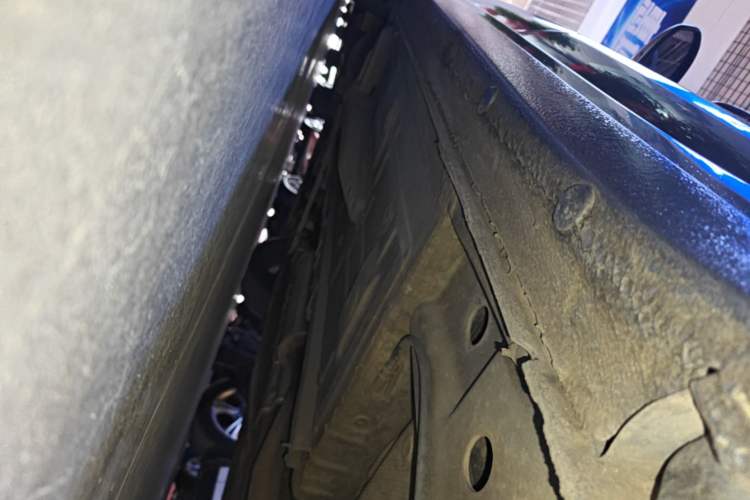 Used Buick GT 2018 18T Automatic Flagship Model Left Side Sill