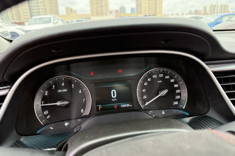 Used Buick GT 2018 18T Automatic Elite Model Odometer Close Up