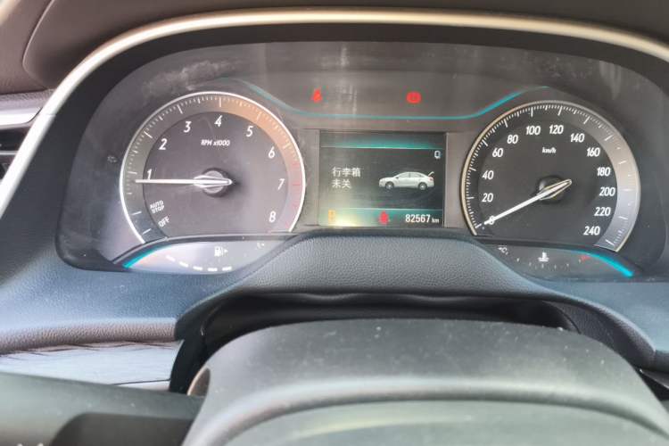 Used Buick GT 2018 18T Automatic Elite Model Odometer Close Up