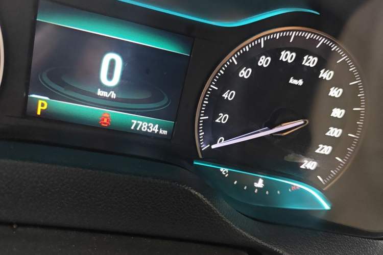 Used Buick GT 2018 15T Manual Elite Version China V Standard Odometer Close Up