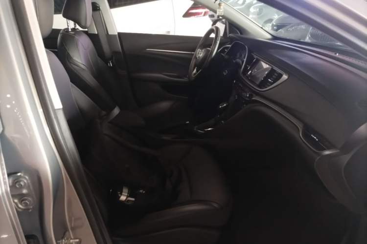 Used Buick GT 2018 18T Automatic Elite Model Right Front Seat