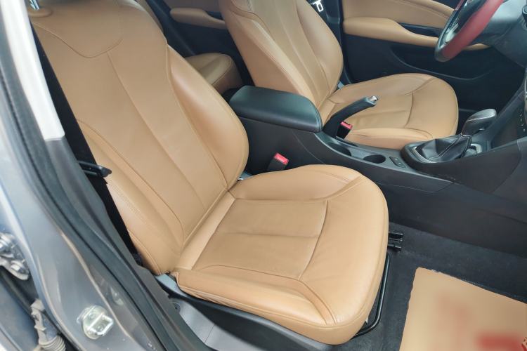 Used Buick GT 2018 18T Automatic Flagship Model Right Front Seat