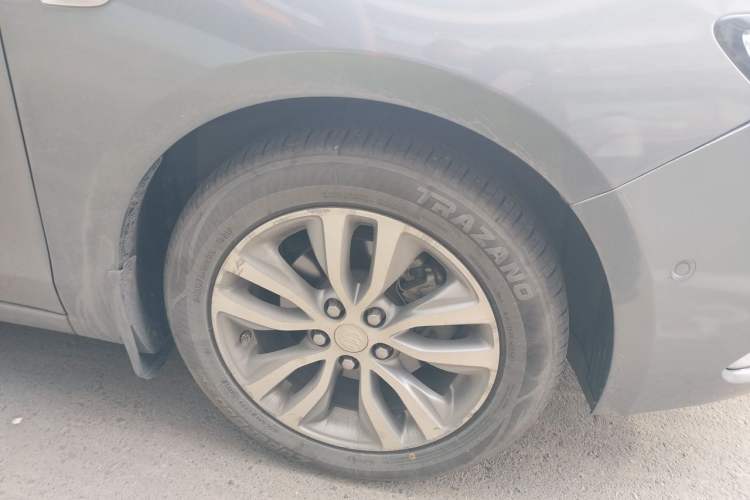 Used Buick GT 2018 18T Automatic Flagship Model Right Front Wheel Hub