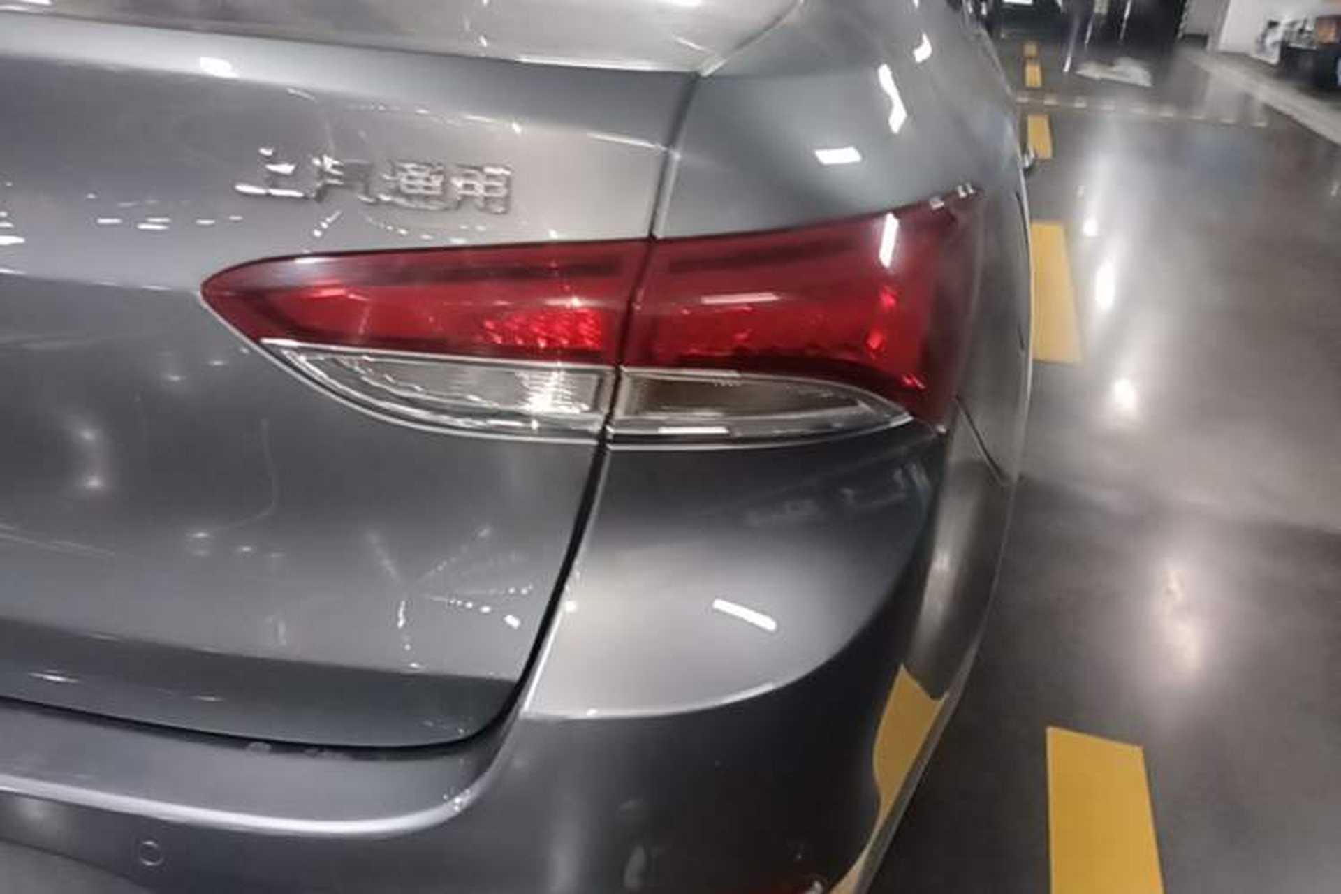 Used Buick GT 2018 15T Dual-Clutch Elite Model China V Standard Right Rear Taillight