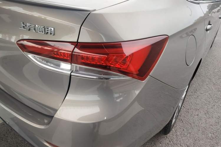 Used Buick GT 2018 18T Automatic Flagship Model Right Rear Taillight