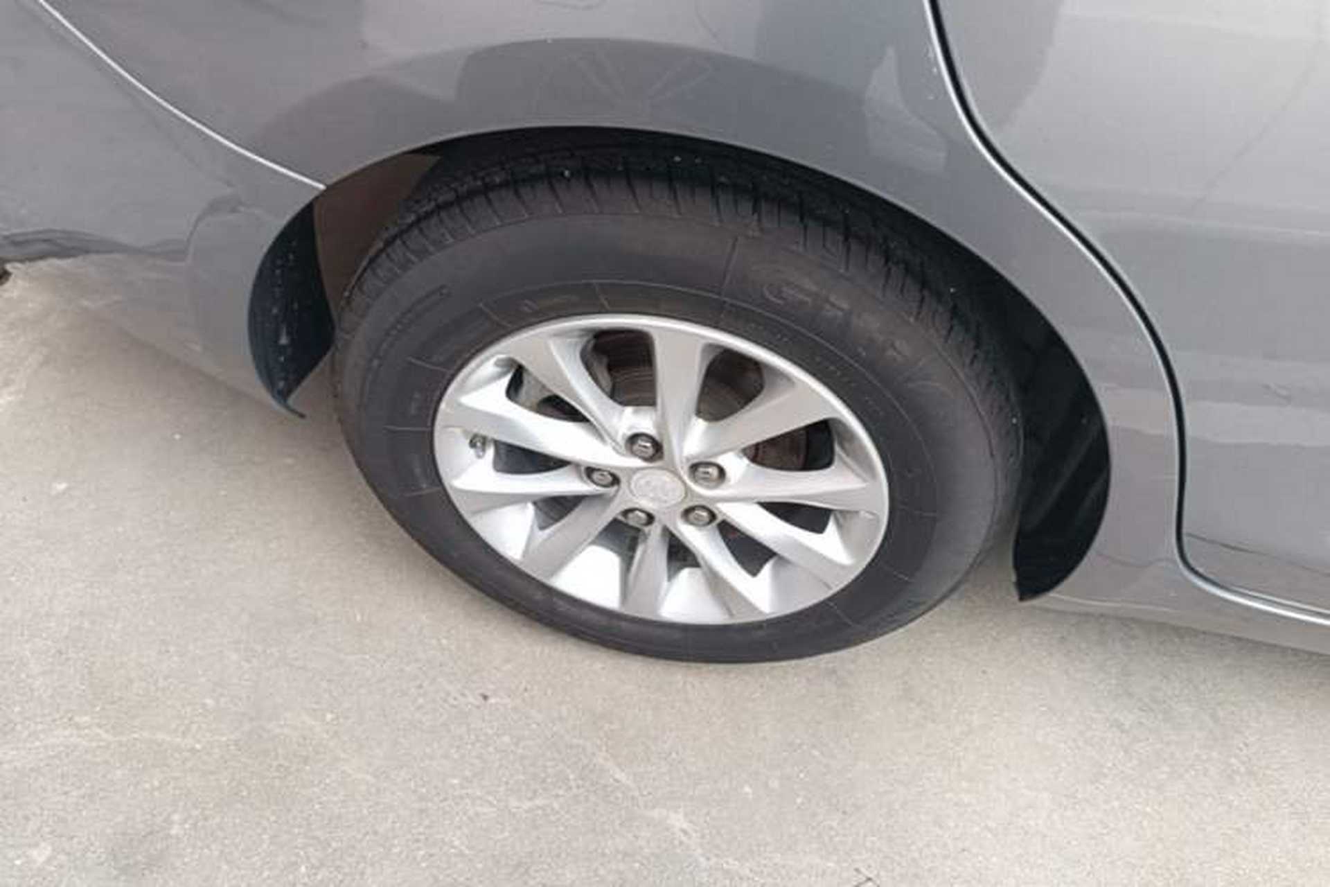 Used Buick GT 2018 15T Dual-Clutch Advanced Model China V Standard Right Rear Wheel Hub