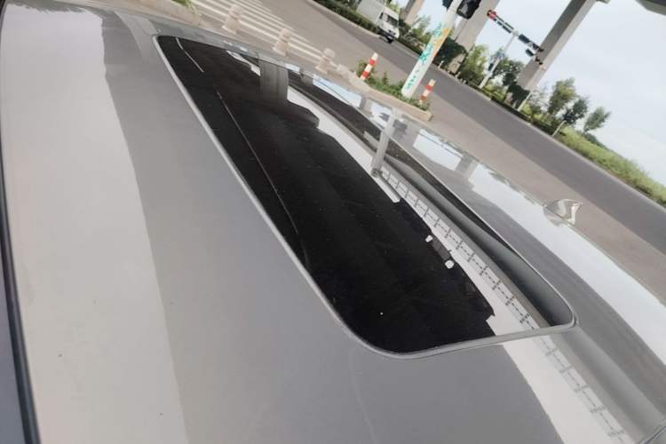 Used Buick GT 2018 18T Automatic Flagship Model Roof