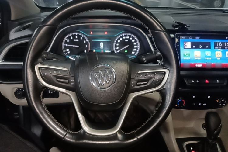 Used Buick GT 2018 15T Dual-Clutch Elite Model China V Standard Steering Wheel