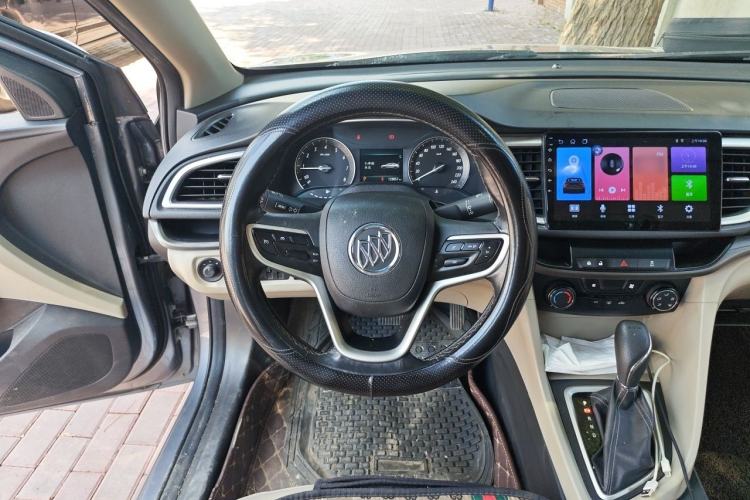Used Buick GT 2018 15T Dual-Clutch Elite Model China V Standard Steering Wheel