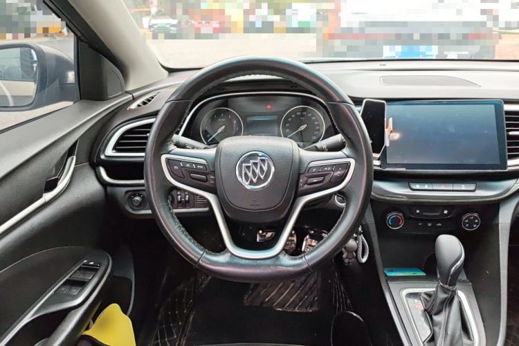 Used Buick GT 2018 18T Automatic Elite Model Steering Wheel