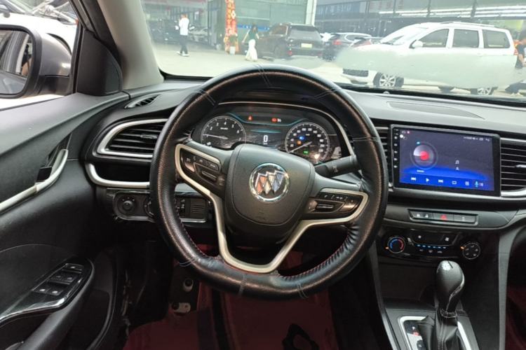 Used Buick GT 2018 18T Automatic Elite Model Steering Wheel