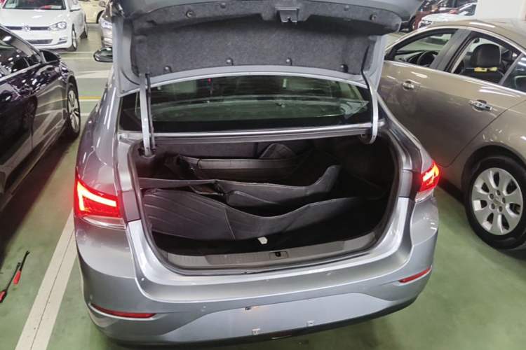 Used Buick GT 2018 18T Automatic Elite Model Trunk