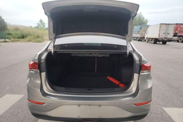 Used Buick GT 2018 18T Automatic Flagship Model Trunk