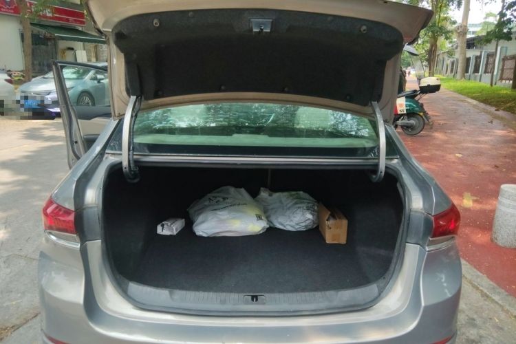 Used Buick GT 2018 15T Dual-Clutch Elite Model China V Standard Trunk