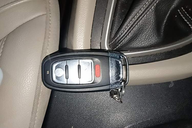 Used Buick GT 2018 15T Dual-Clutch Elite Model China V Standard Vehicle Key